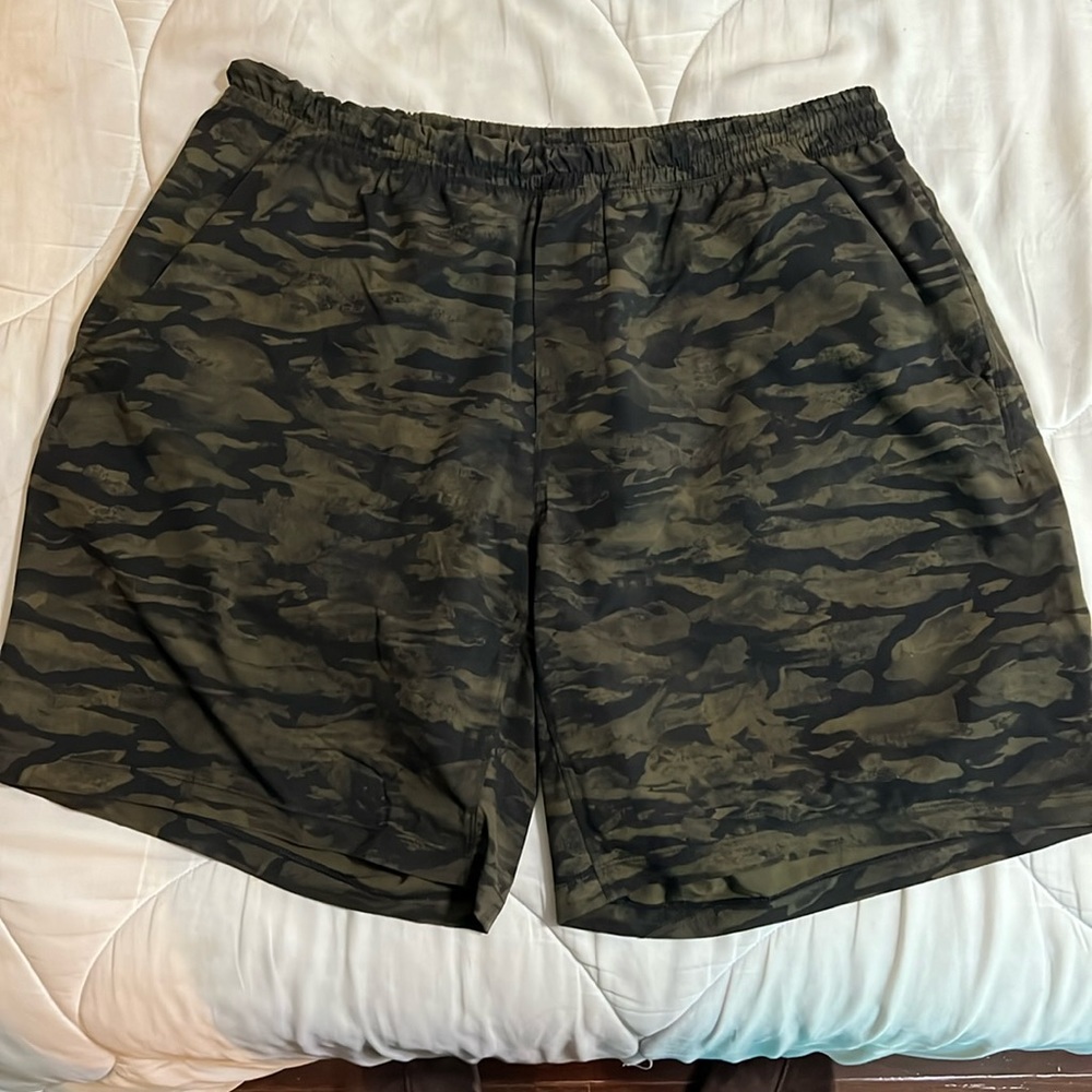 Lululemon shorts